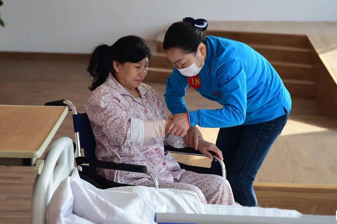 家政公司照顾老人