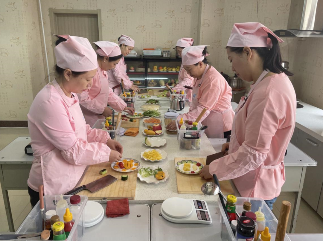 家政服务公司加盟哪家好 家政加盟公司哪家好 