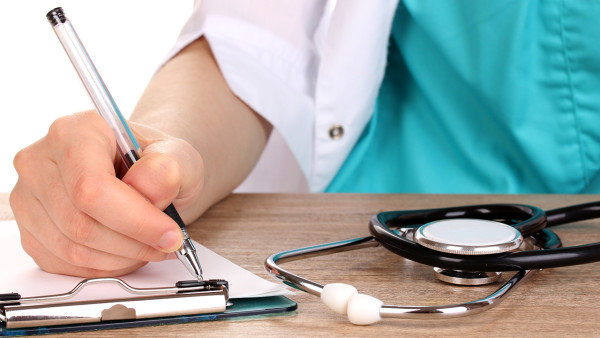 白领如何预防脂肪肝?养护肝脏多吃4种食物