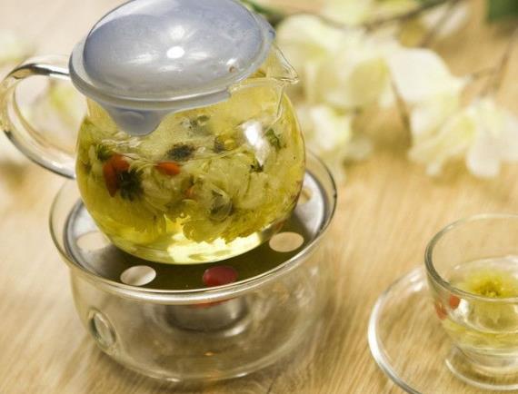 喝菊花茶会伤胃吗 性味寒凉 伤害肠胃