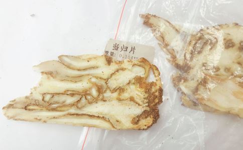 血压低适合吃哪些食物 头晕眼无力吃什么食物好 补益气血吃什么好