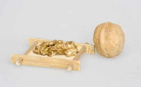 白发怎么办 白发吃什么好 白发食疗方有哪些