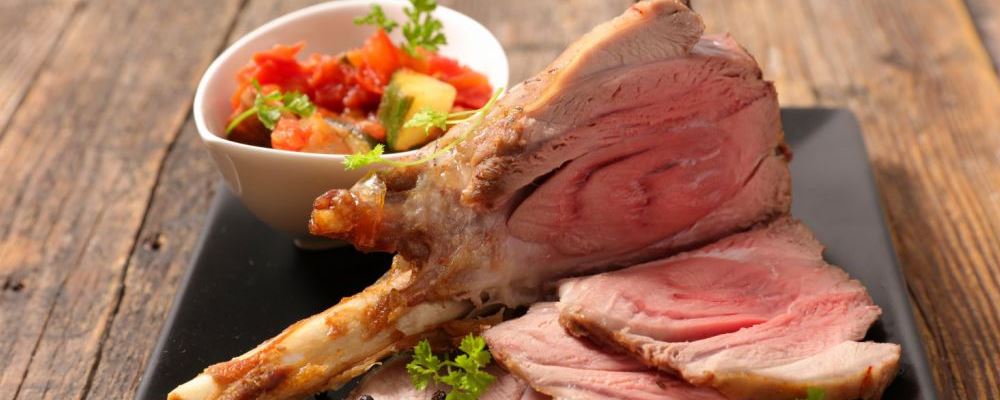 每天玩手机变色盲 吃什么可以预防色盲 预防色盲的食物有哪些