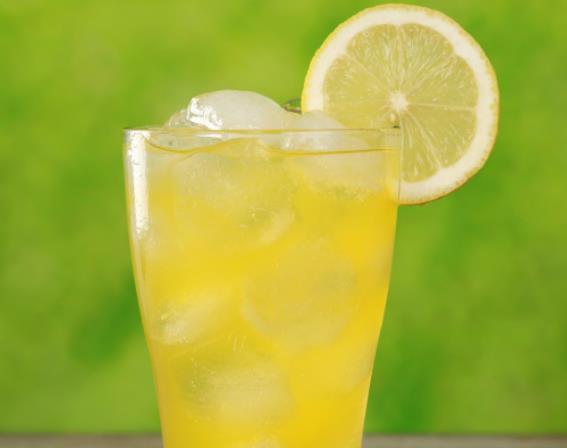 喝柠檬水会腐蚀牙齿吗 PH值低于5.5 损伤珐琅质