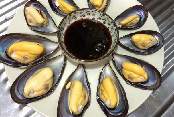 青口贝适合什么人吃?青口贝不能和什么一起吃?