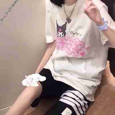 竖中指什么意思?对着别人竖中指什么意思?