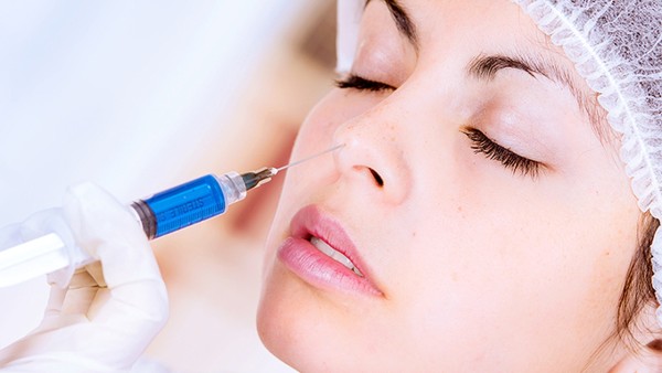 满脸脂肪粒是怎么回事?5大因素导致满脸脂肪粒