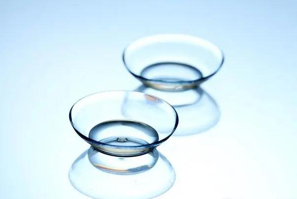戴隐形眼镜会增加近视度数吗？戴隐形眼镜可以洗脸吗？