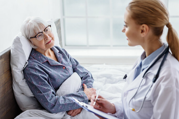 为什么多数人不愿做肠镜？提醒肠癌高发，5个习惯或是“帮凶”