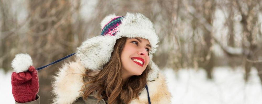 冬季脸为什么容易发红发热 冬天该如何护理皮肤 去角质过度会导致什么后果