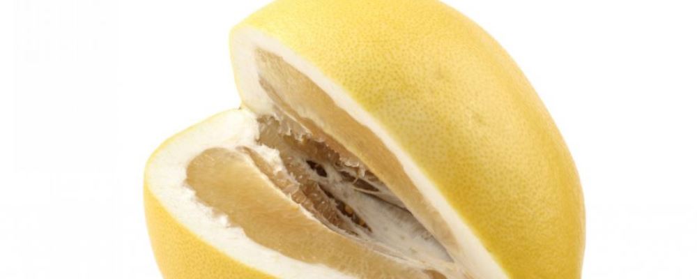 深秋吃柚子好吗 深秋吃柚子要注意什么 深秋饮食要注意什么