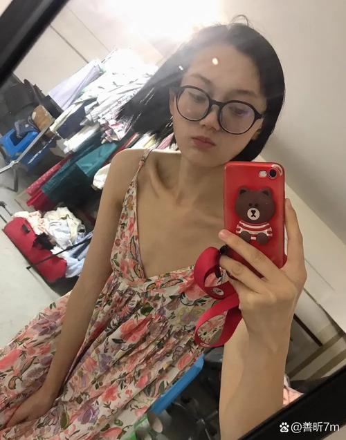 急聘私人高端女保姆