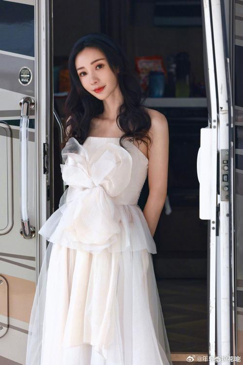 老人看护多少钱一个月 老人看护多少钱一个月