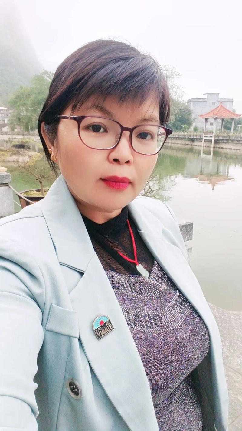 做家务,找个合适的服务员 做家务,找个合适的服务员