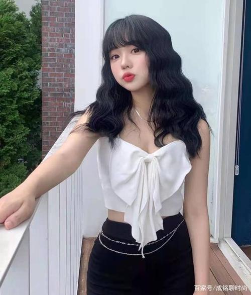 田曦薇初中在哪里读 田曦薇高中学校 田曦薇初中在哪里读 田曦薇高中学校