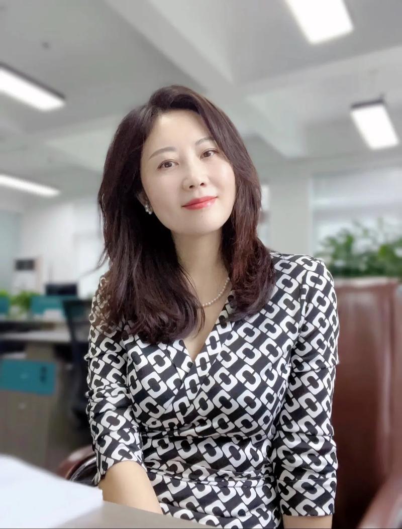 月嫂先生打针 月嫂先生打官司片段 月嫂先生打针 月嫂先生打官司片段