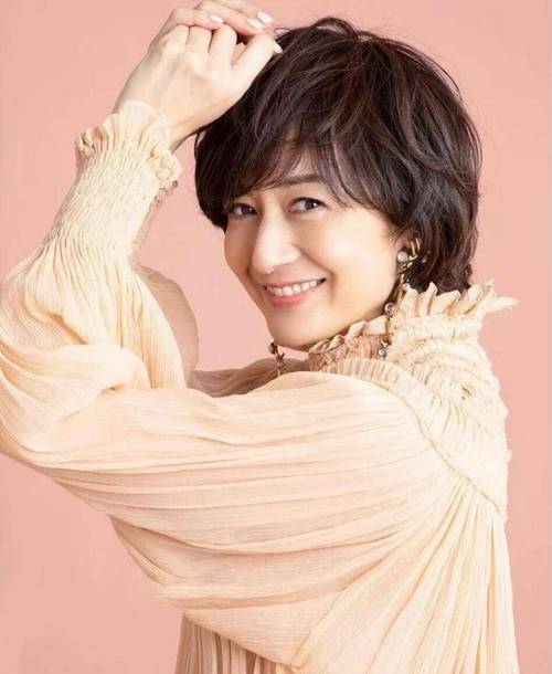 做钟点工和上班 做钟点工和上班的区别 做钟点工和上班 做钟点工和上班的区别