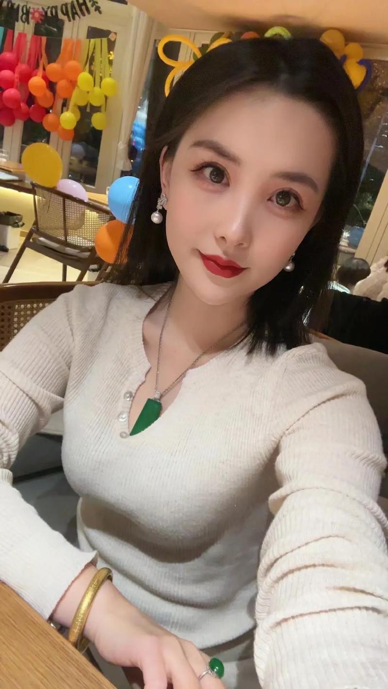 牛莉什么时候结婚的牛莉跟谁结婚了 牛莉什么时候结婚的牛莉跟谁结婚了