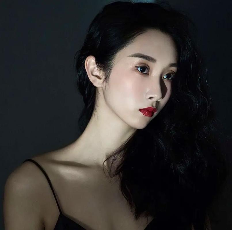 保姆奎恩王保姆奎恩王尔德 保姆奎恩王保姆奎恩王尔德