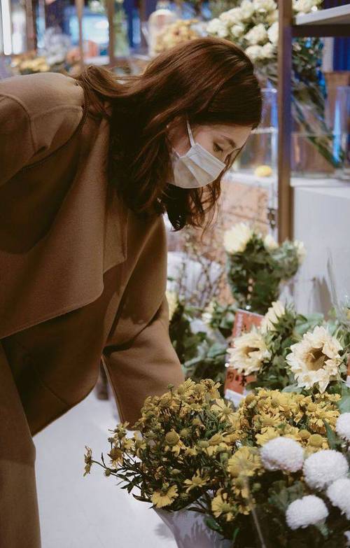 一日全托育婴师服务费用是多少?亲子照料开销解析 一日全托育婴师服务费用是多少?亲子照料开销解析