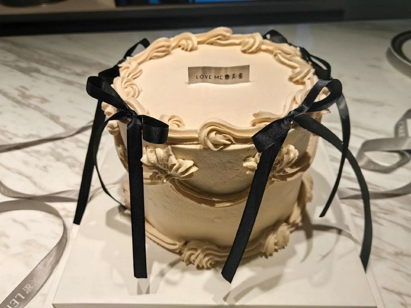 售价3499元豆包手机已售罄 购买者能完成复杂指令