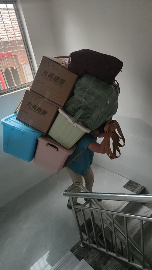 三轮车搬家拉货20元 三轮车搬家拉货20元