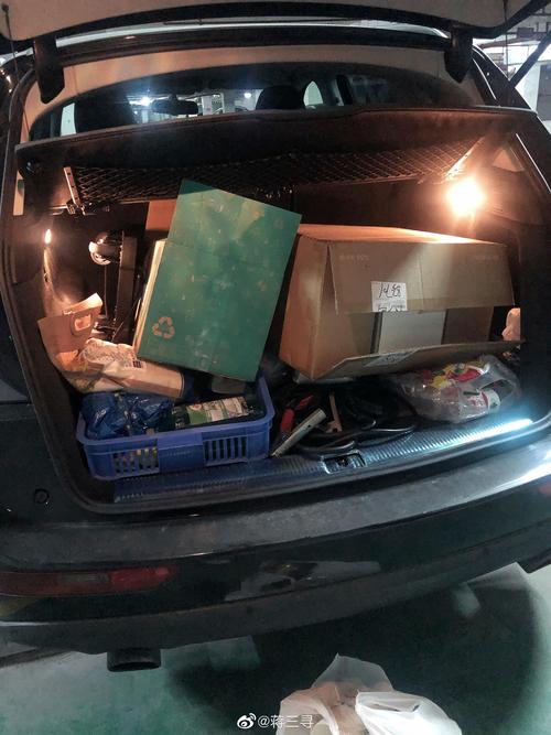 搬家公司和货拉拉哪个合适 搬家公司和货拉拉哪个合适