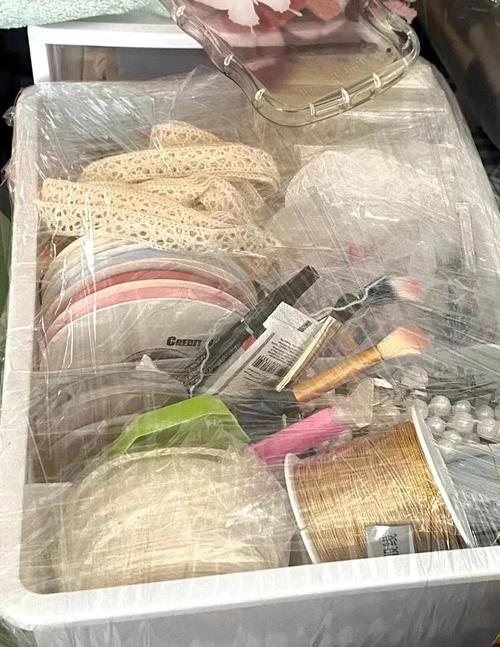 一年级看图写话蚂蚁搬家图片