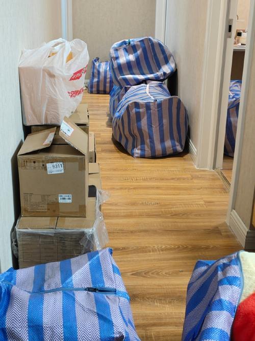 2公里内搬家公司收费多少 2公里内搬家公司收费多少