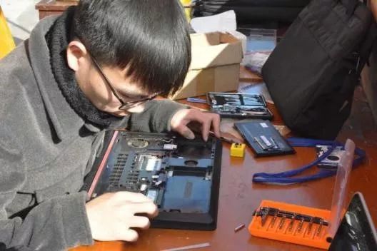 威能壁挂炉平凡自动点火