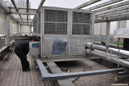 厨房燃气灶离墙太近怎么办 厨房燃气灶离墙太近怎么办