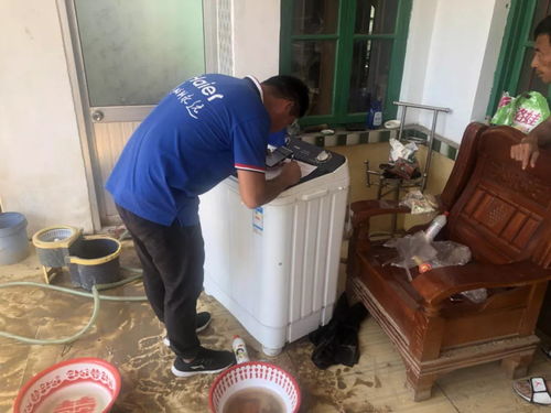 怎么清洗抽油烟机 厨房必备的技巧 怎么清洗抽油烟机 厨房必备的技巧