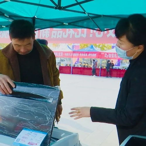 羽绒服用洗衣机洗了以后一坨一坨的怎么办