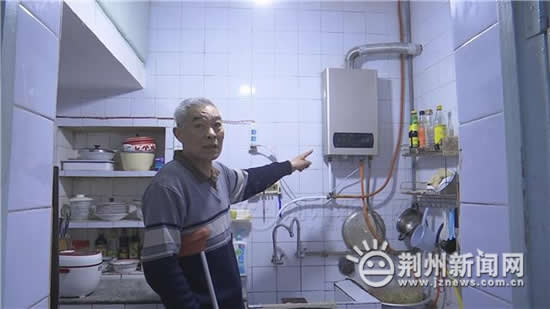 电磁炉触摸键不灵怎么回事儿（电磁炉触摸键不灵怎么回事）