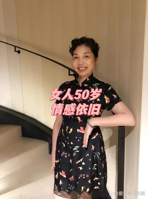 红酒如何美容 图自制红酒面膜方法大全