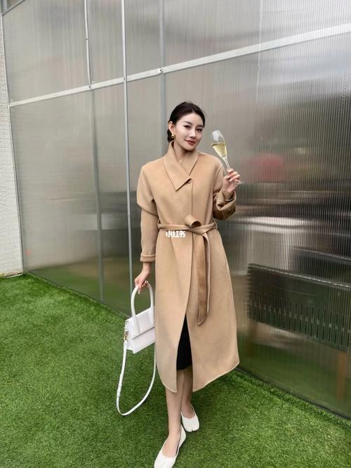 刘晓庆哪一年出生的刘晓庆哪一年出生的,属什么 刘晓庆哪一年出生的刘晓庆哪一年出生的,属什么