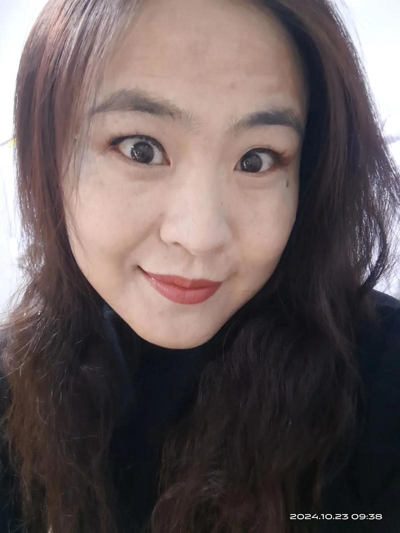 婴儿吃手好不好 好处与坏处同在