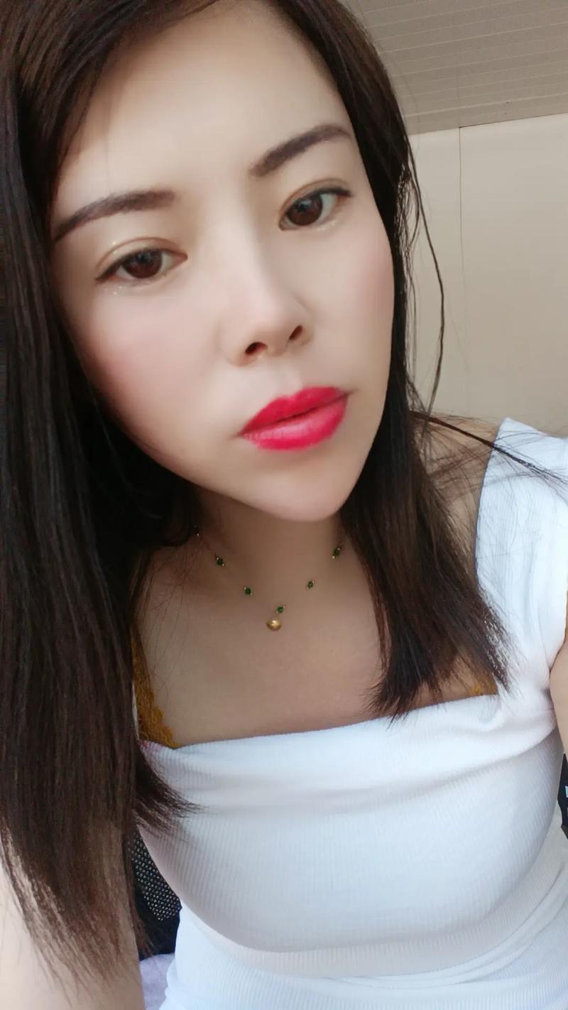 怀孕10周腰酸背疼怎么回事 怀孕10周腰酸背疼怎么回事