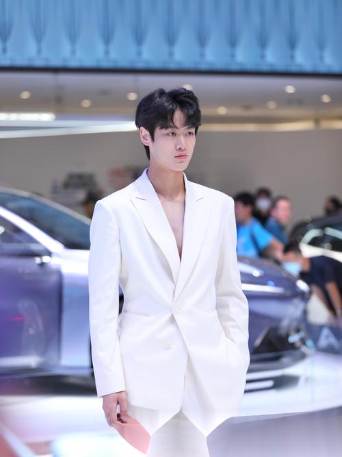 怎样预防痛风病 两大方面做好预防痛风工作 怎样预防痛风病 两大方面做好预防痛风工作