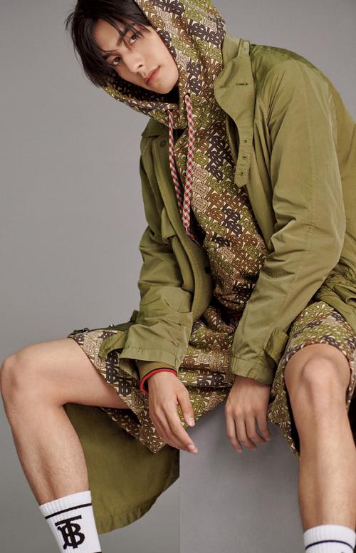 腰椎融合术后多久可以泡澡 腰椎融合术后多久可以泡澡