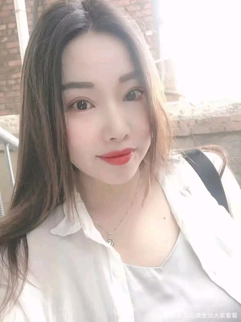 己卯年属鸡的人在属相婚配表详情中真的能找到完美伴侣吗