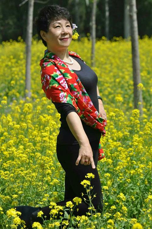 喝柠檬水好吗 紫一教你柠檬水的正确喝法 喝柠檬水好吗 紫一教你柠檬水的正确喝法