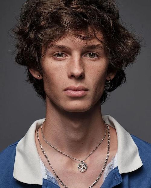 怎么喝水才健康 注意这4类水不要喝