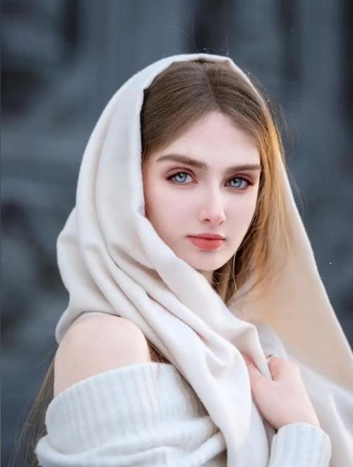 雷佳两任老公分别是、雷佳的老公是谁呀