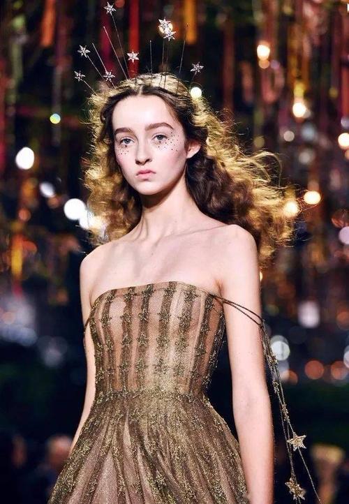 嘴唇开裂怎么办 五个润唇妙招要牢记 嘴唇开裂怎么办 五个润唇妙招要牢记