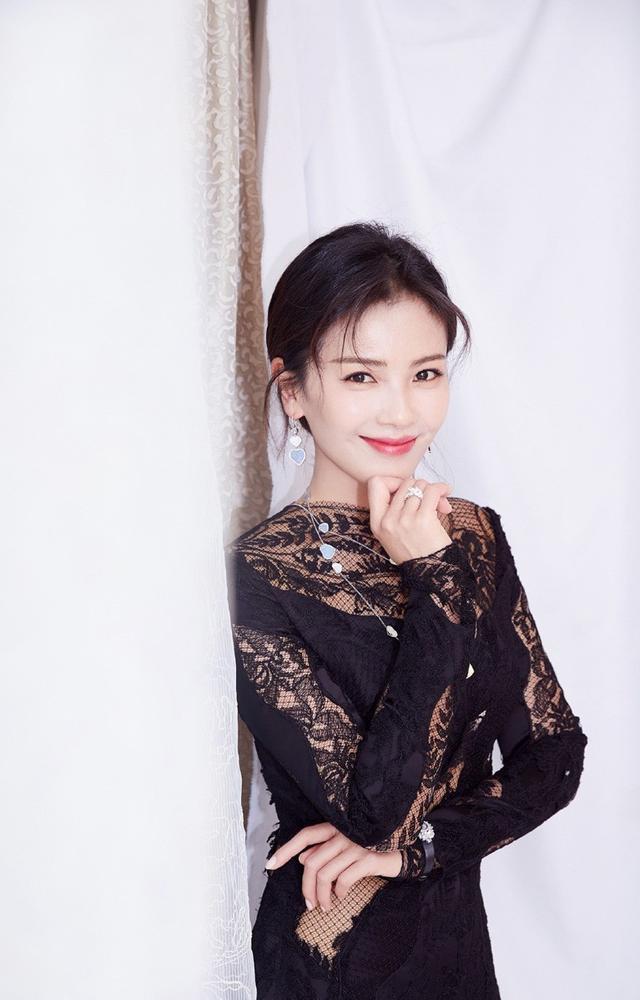 小孩吃指甲是什么原因 小孩吃指甲是什么原因