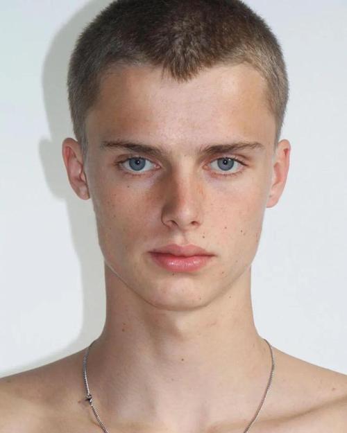 女性冬季怎么保养 不得不知的女性冬季保养策略