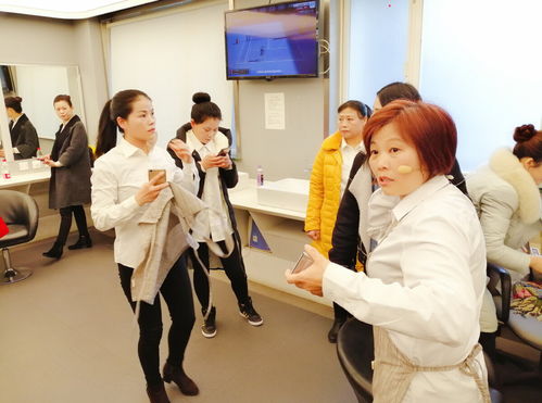 总裁保姆龙龙总裁保姆热情似火上得了厅堂