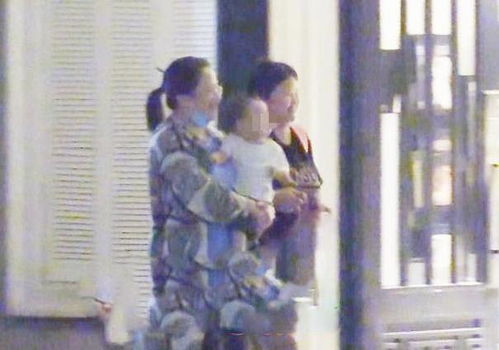 钟点工发现保姆下跪 有钟点工保姆看孩子 钟点工发现保姆下跪 有钟点工保姆看孩子