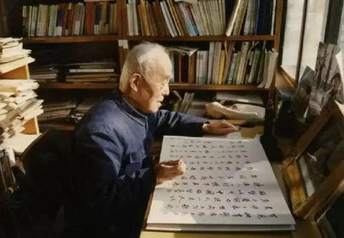 月嫂老喜欢抱丫_月嫂总是抱着孩子哄睡 月嫂老喜欢抱丫_月嫂总是抱着孩子哄睡